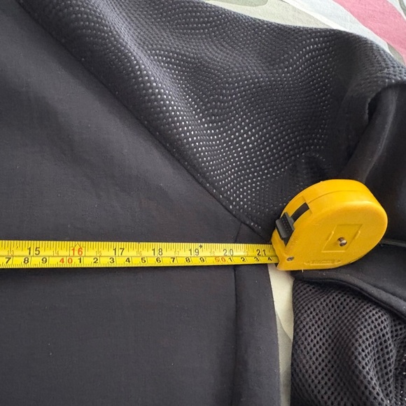 Under Armour Unstoppable Move Zip Cropped Hoodie - Black Large - Picture 12 of 15